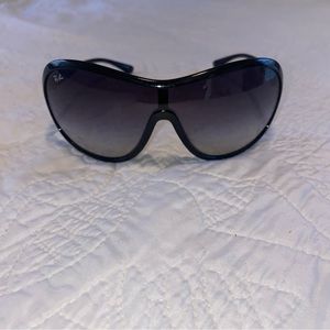 Ray-Ban Sunglasses